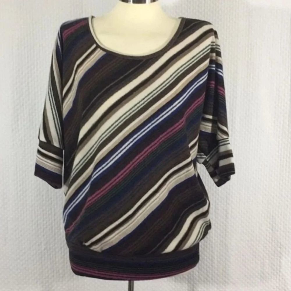 2XL Janette Plus Top! Sexy open back!